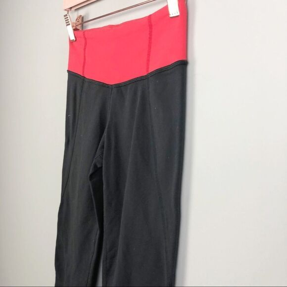 LULULEMON | Gather & Crow Tights Crop Yoga Pants Gray & Red Women’s Size 2 - Picture 5 of 14